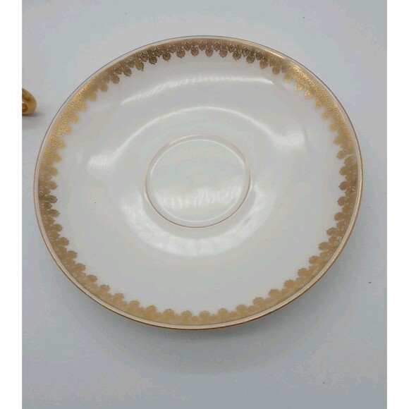 Tressemanes Voght Limoges Double Handle Tea Cups Saucer Set 8414 Gold T&V France - Picture 6 of 8